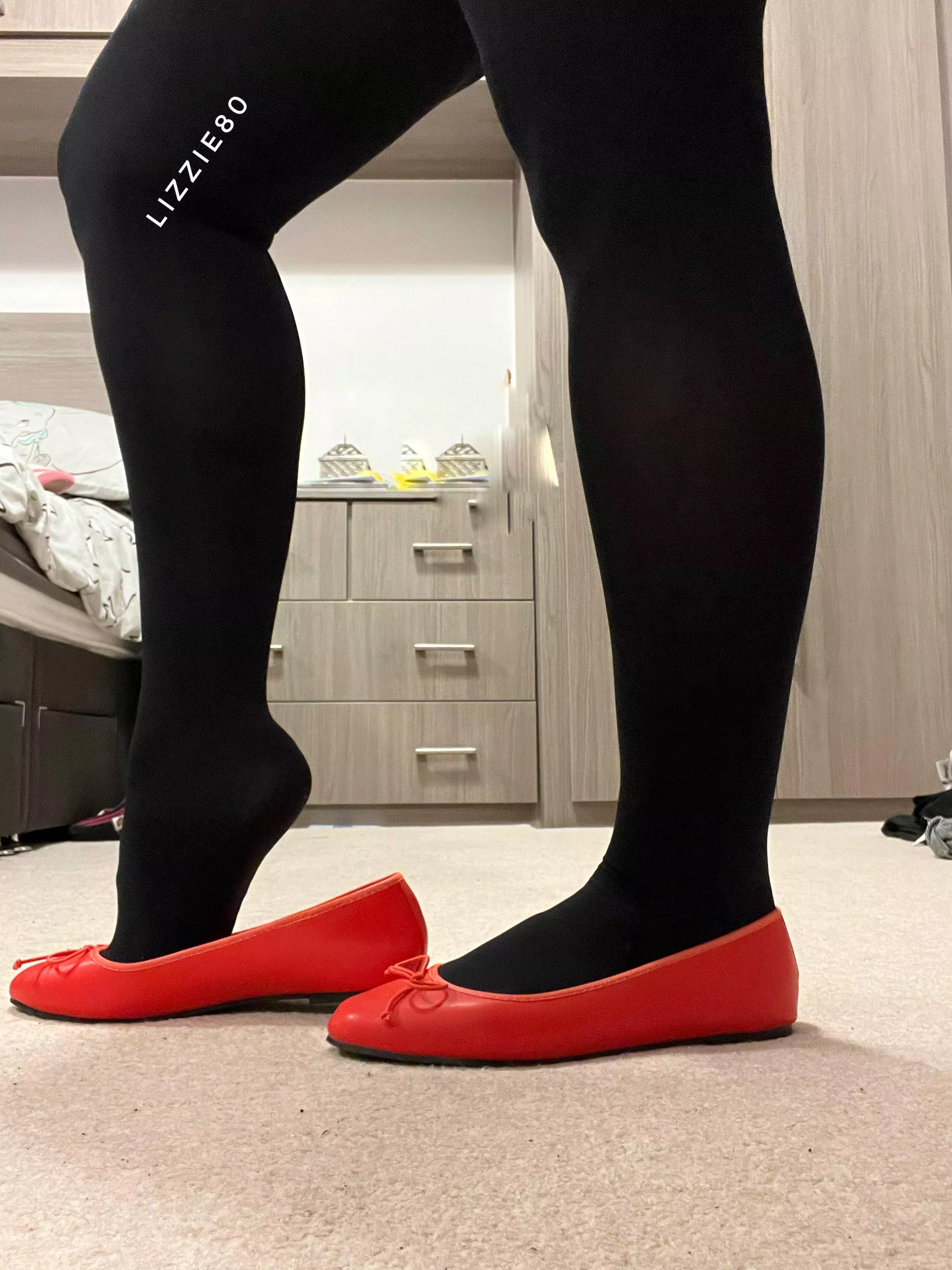 I just love how my black tights make my flats look so red