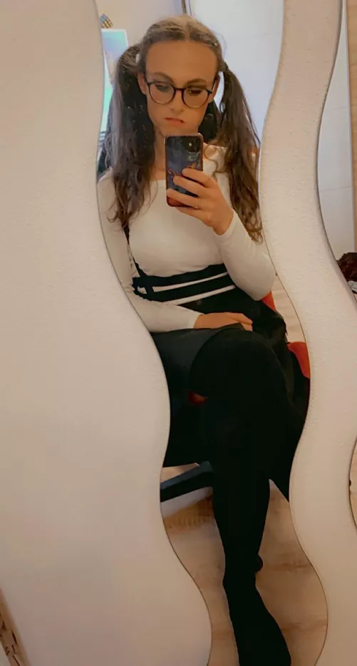 I just love to pout 🥺😅