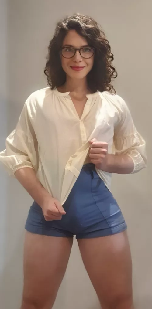 I just loved those blue shorts ...