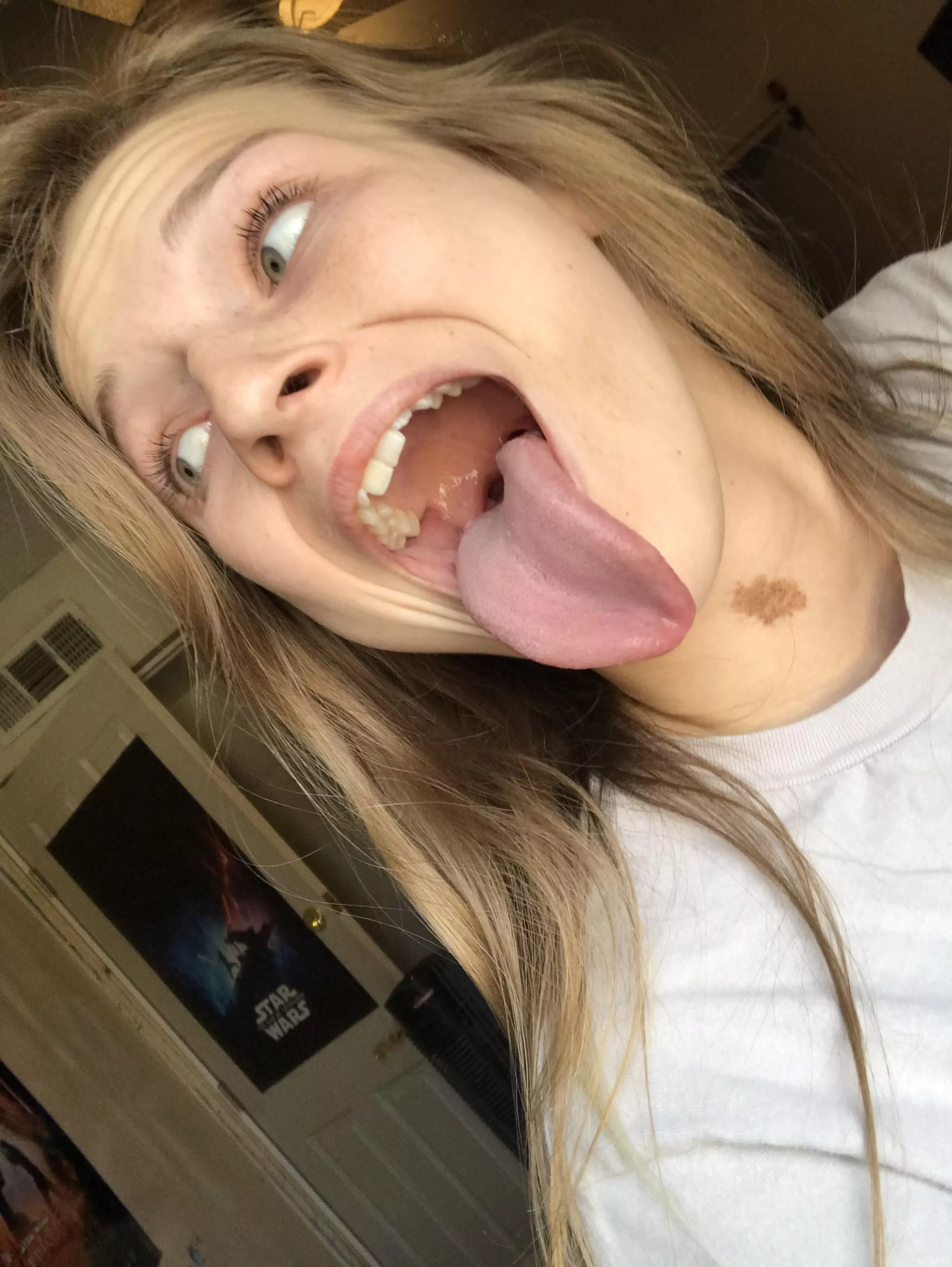 I just need your huge cock in my throat I just need your huge cock in my throat