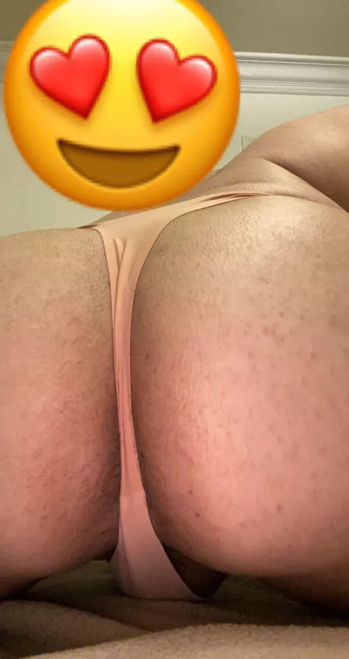 I just want to be a sexy sissy with a big juicy ass...