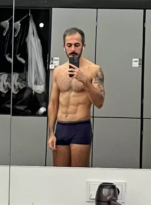 I just wanted to share my latest form because i like where it‘s going.