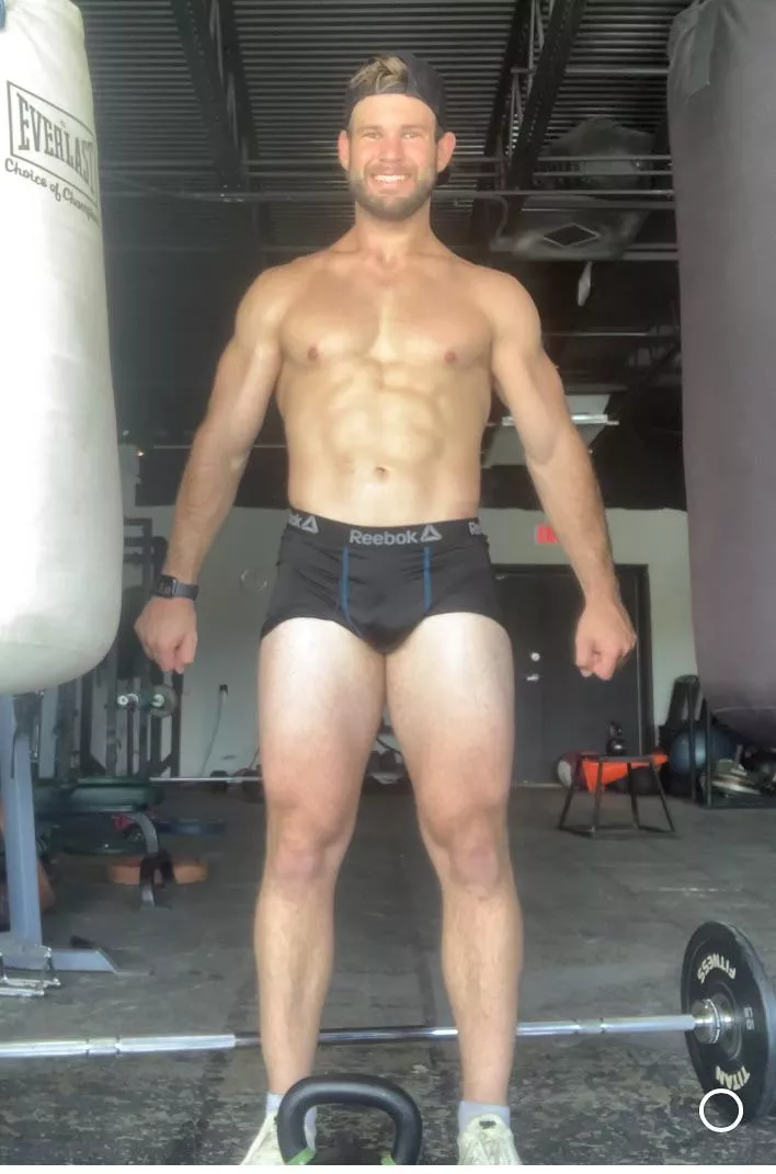 I keep getting told I look like Thor.. I don’t see it 🤷🏻‍♂️