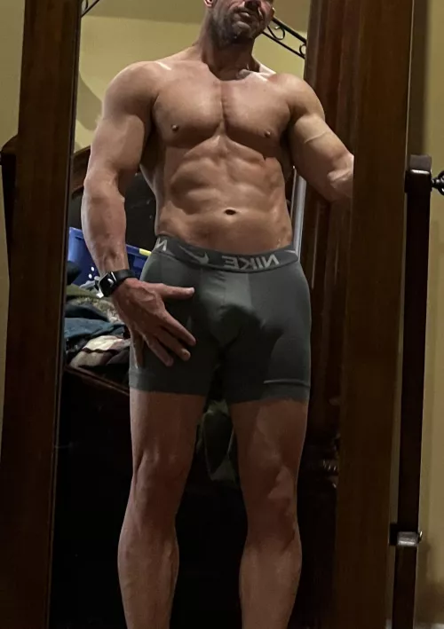 I kind of bulge everywhere (47)