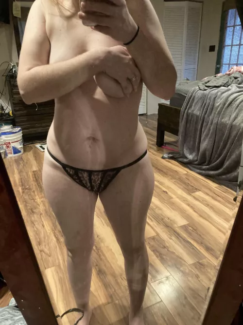 I kinda feel overdressed… [F]