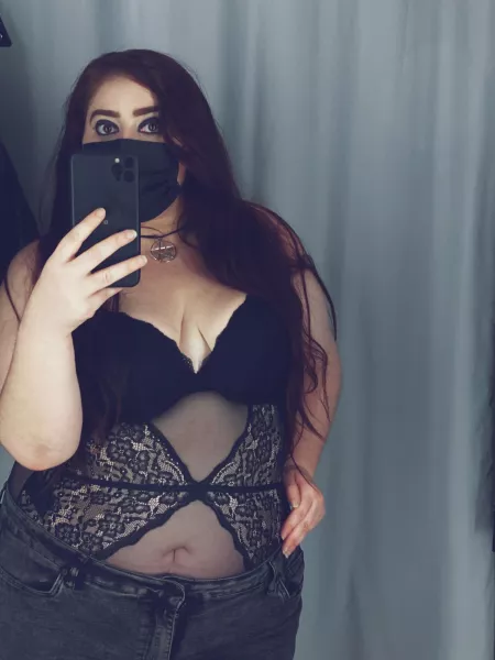 I kinda like how I look in this, what do you think?