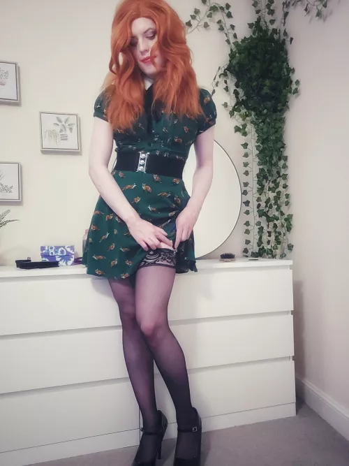 I know how to be cute but my goal for 2022 is to be a cute slut. Anyone have any suggestions? 🙊