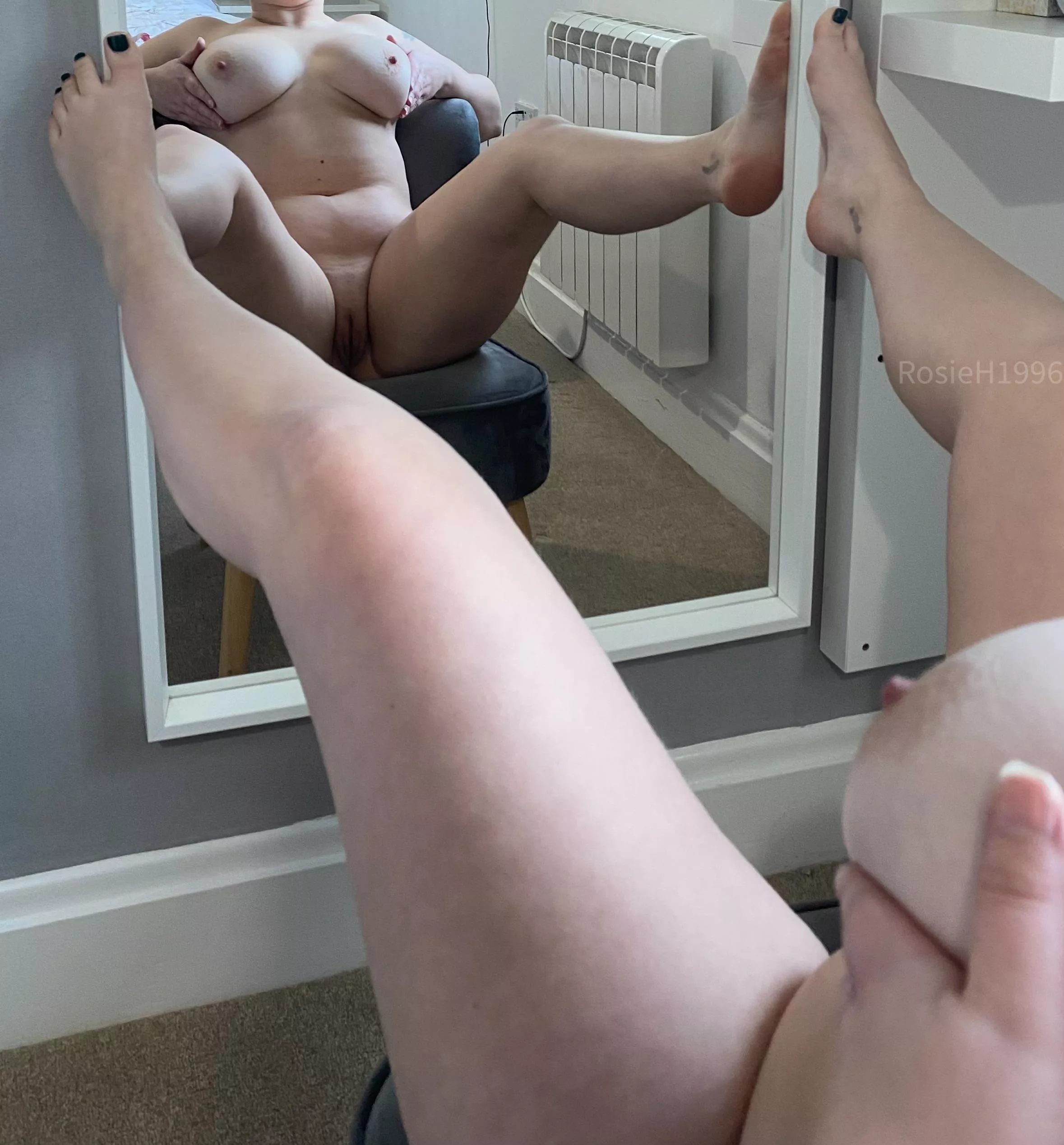 I know it’s a big mirror, but it’s so hard to fit all this thickness into one angle>>>