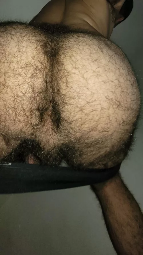 I know it's hard to find my butthole, would you take my virginity daddy?π³