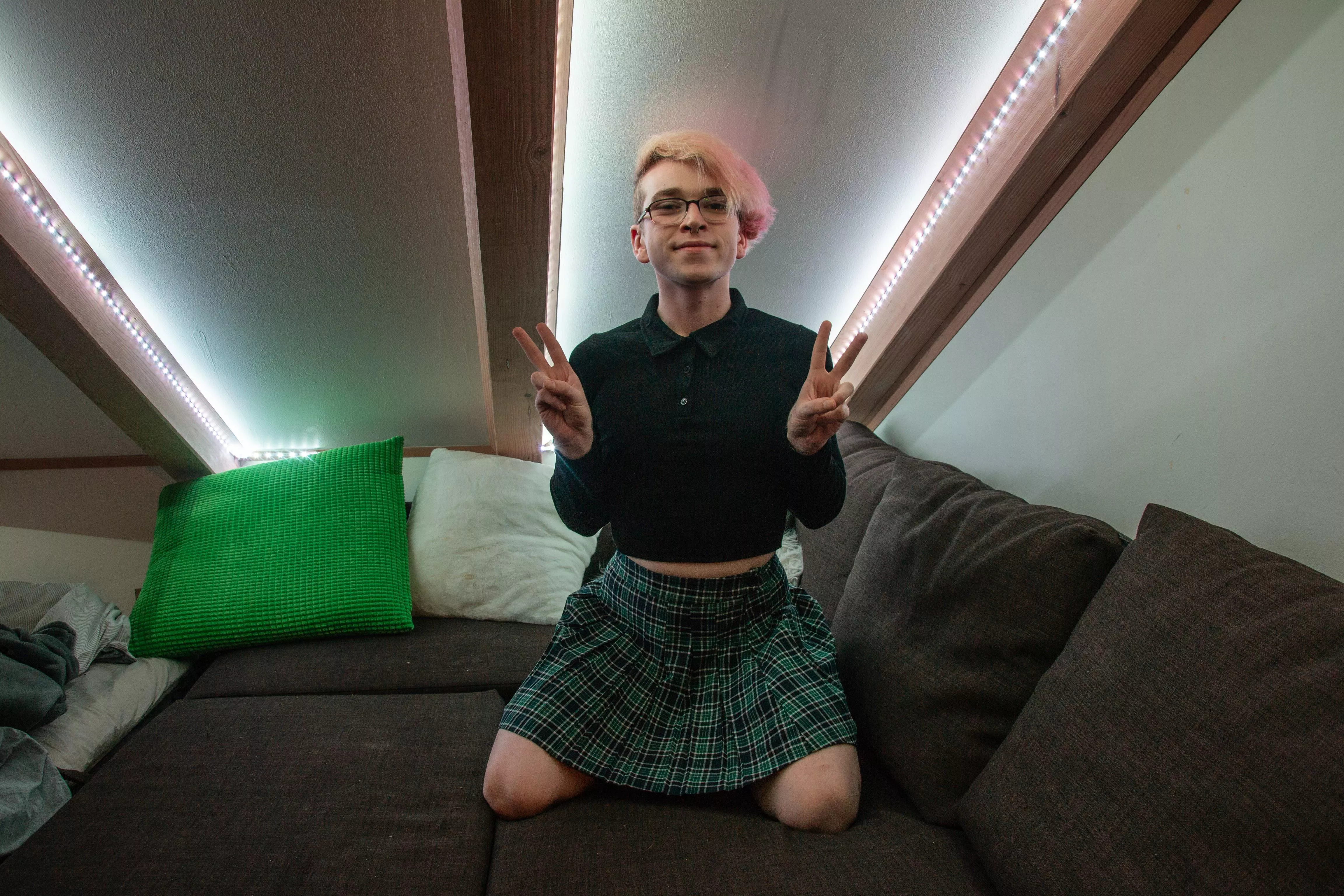 I know this is gonna flop, but am I a good school girl?