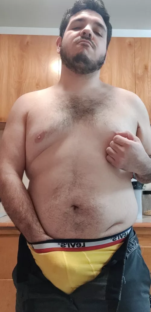 I know we love nudes, but I was feelin a little saucy and chunky in the kitchen this AM