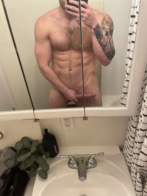 I know you all like V but how about D?🤨😉