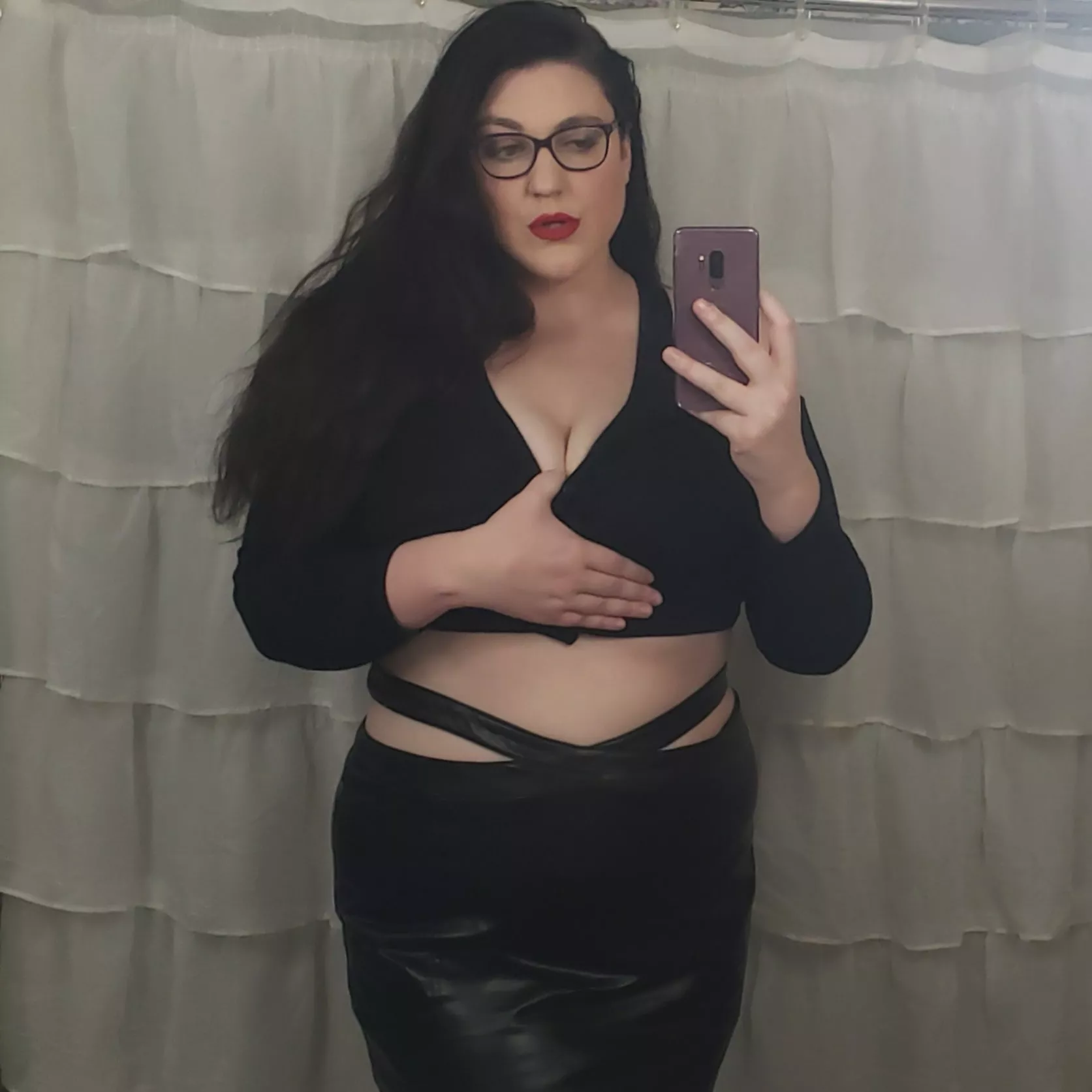 I know you want so much more. 🖤💋