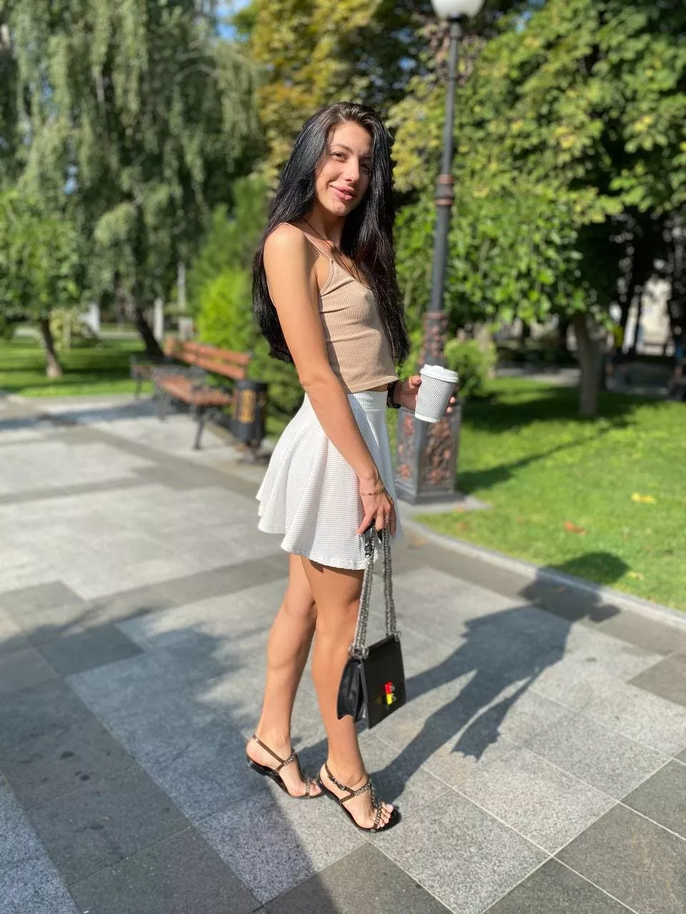 I know you want to see this brunette without clothes