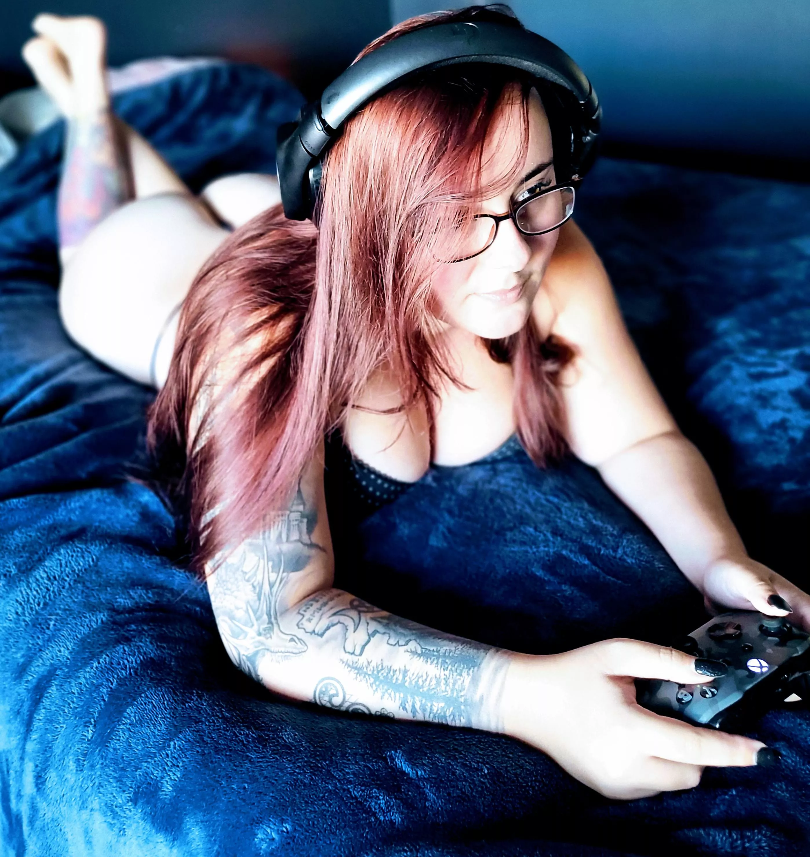 I like taking it from behind while I game, will you help me? ๐ I like taking it from behind while I game, will you help me? ๐