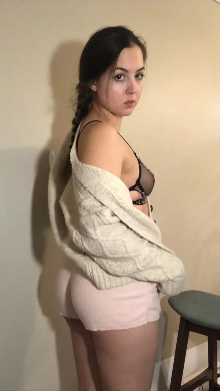 I like the way these shorts hug my booty