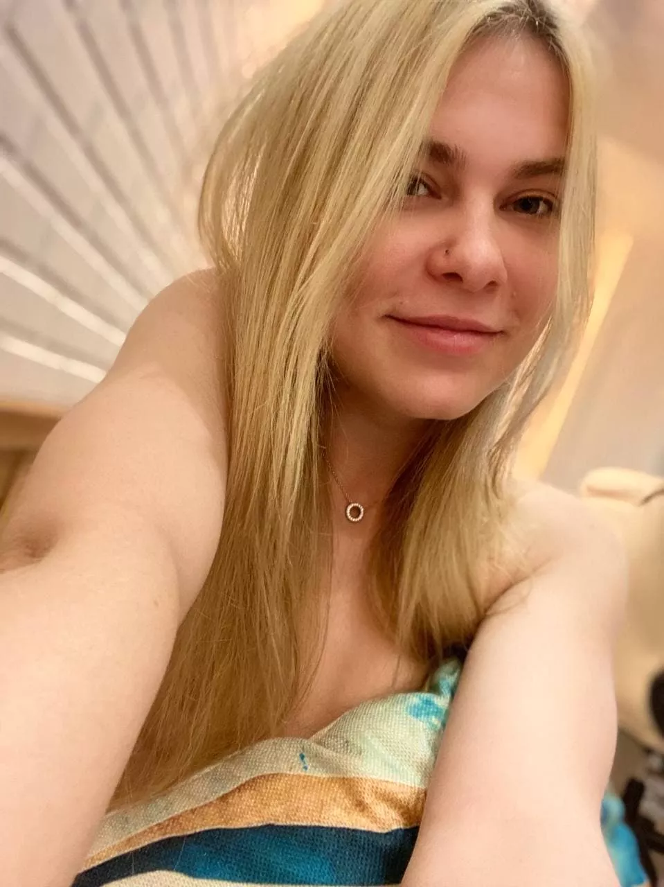 I like to cook for myself and my friends, do you like it when a girl cooks?