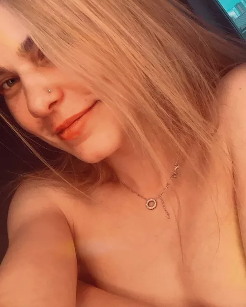 I like to cook for myself and my friends, do you like it when a girl cooks?