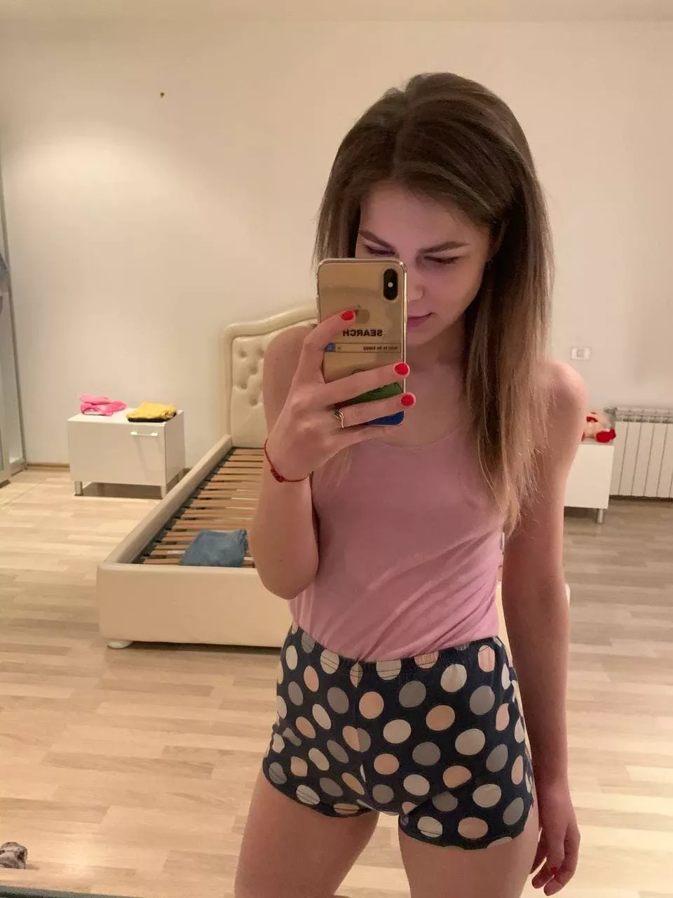 I like to cook for myself and my friends, do you like it when a girl cooks?