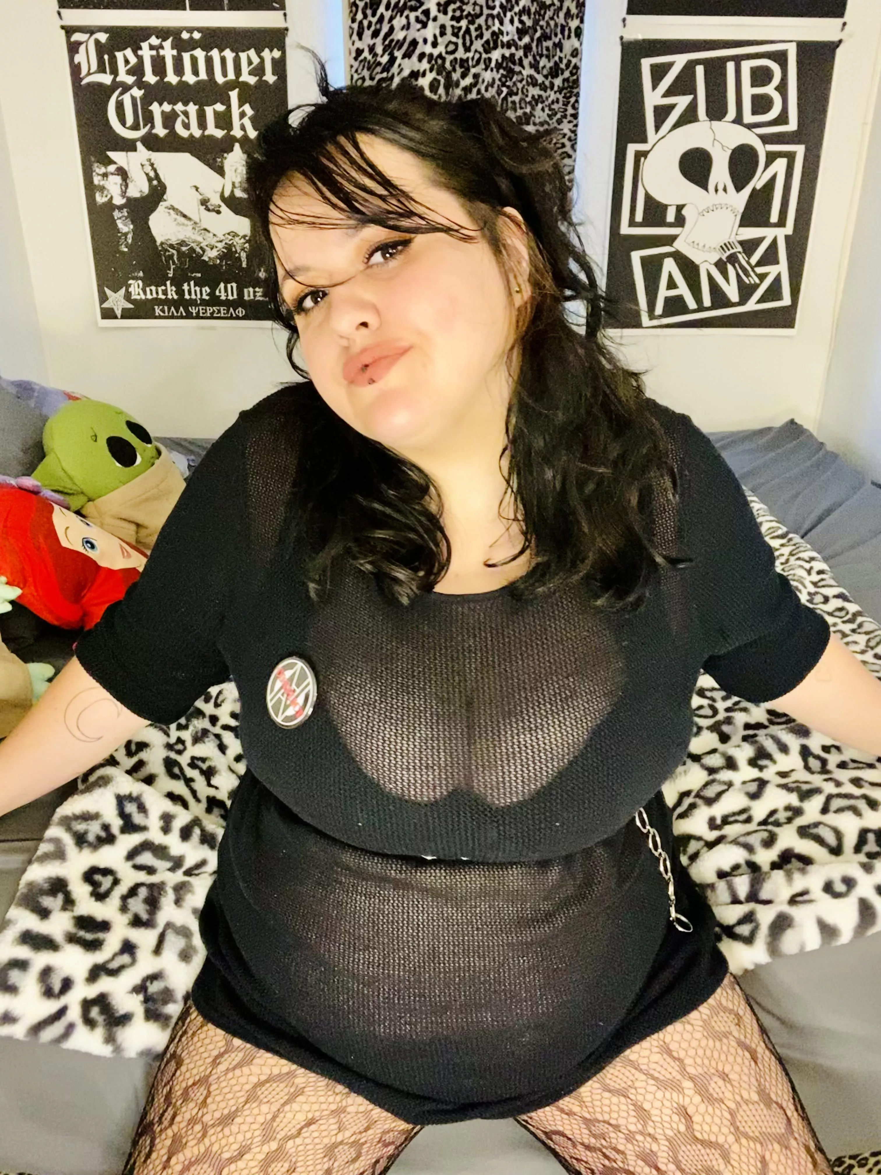 I like wearing shirts as dresses 🤷🏻‍♀️