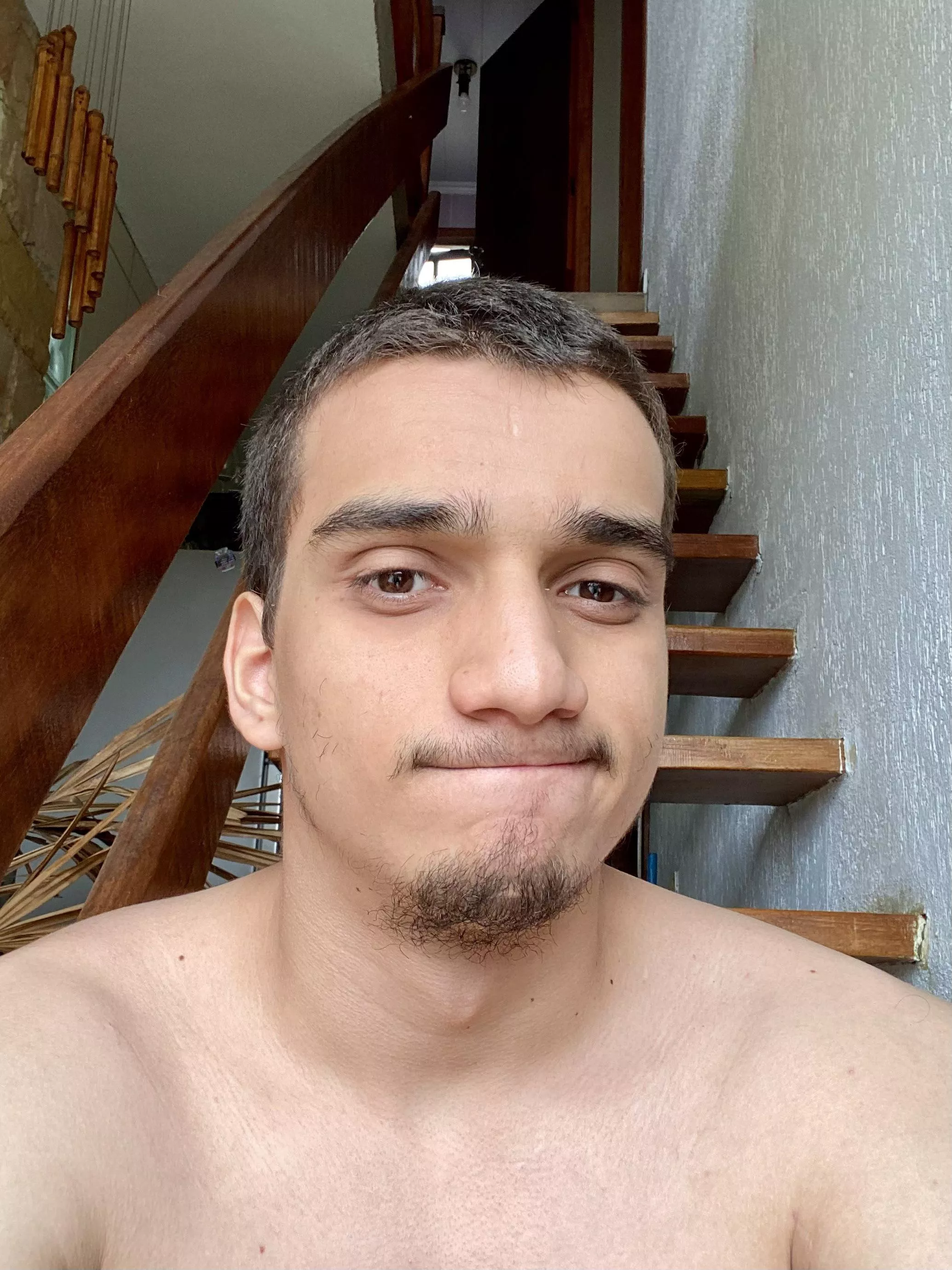 I look a bit tired, but thought about posting something. So… hey! ☺️