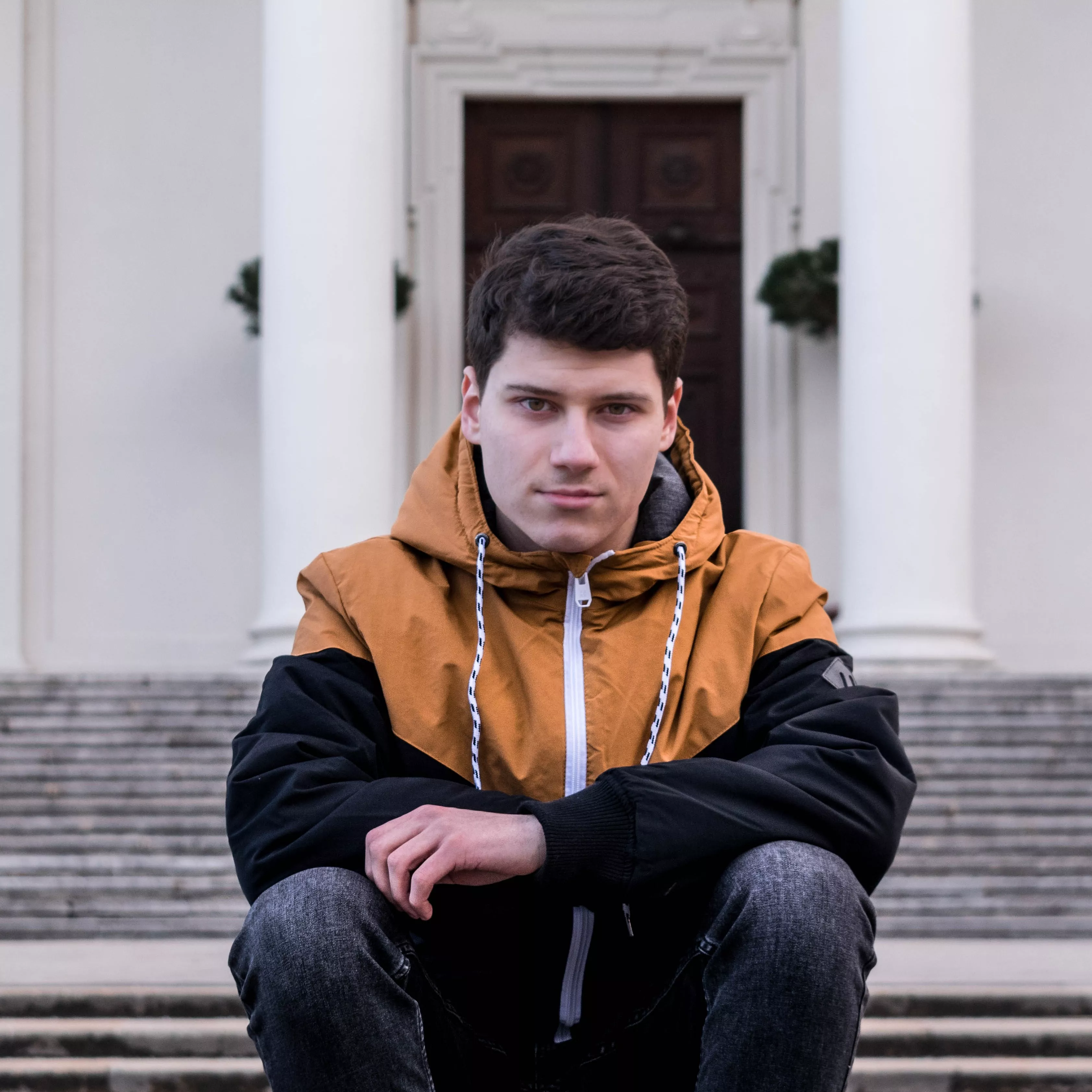 I look a lot more confident in this photo than I truly am, or maybe that's just 😳