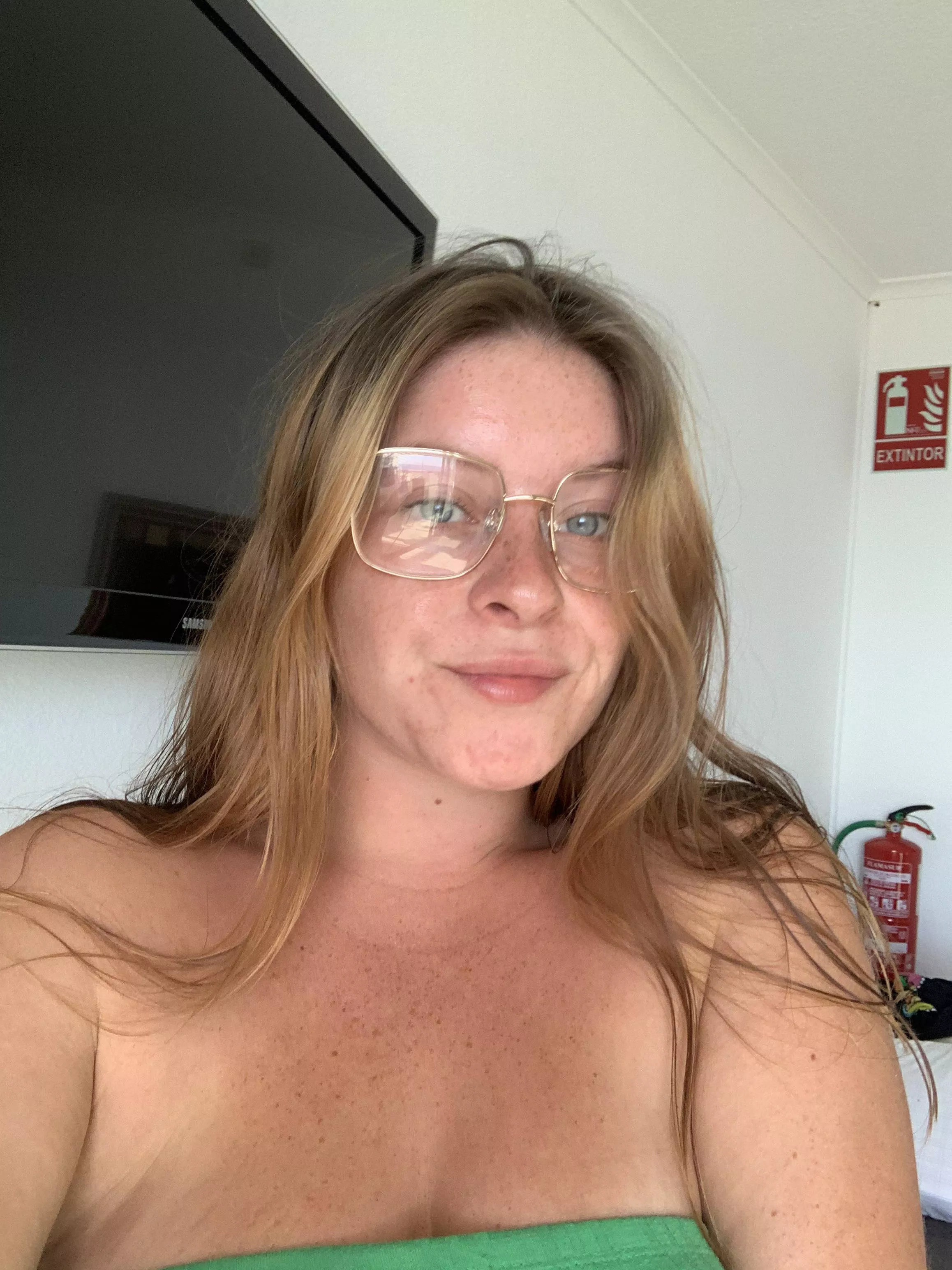 i look cute without clothes too