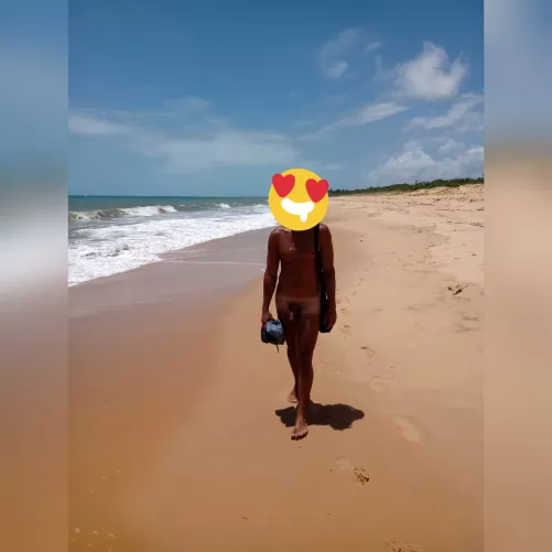 I lov walk naked on the beach. Come to see more ππ