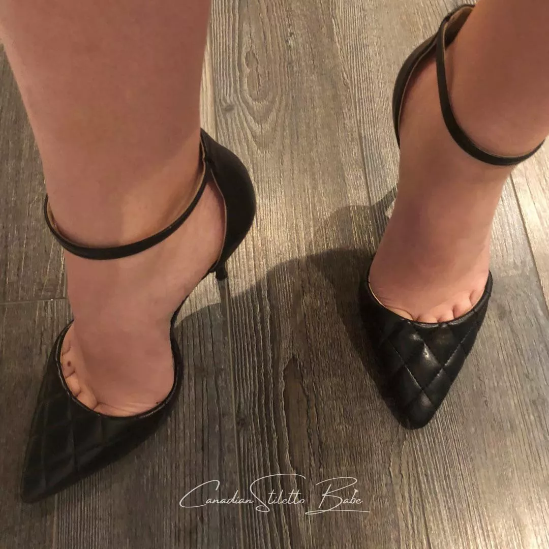 I love ankle straps deeply