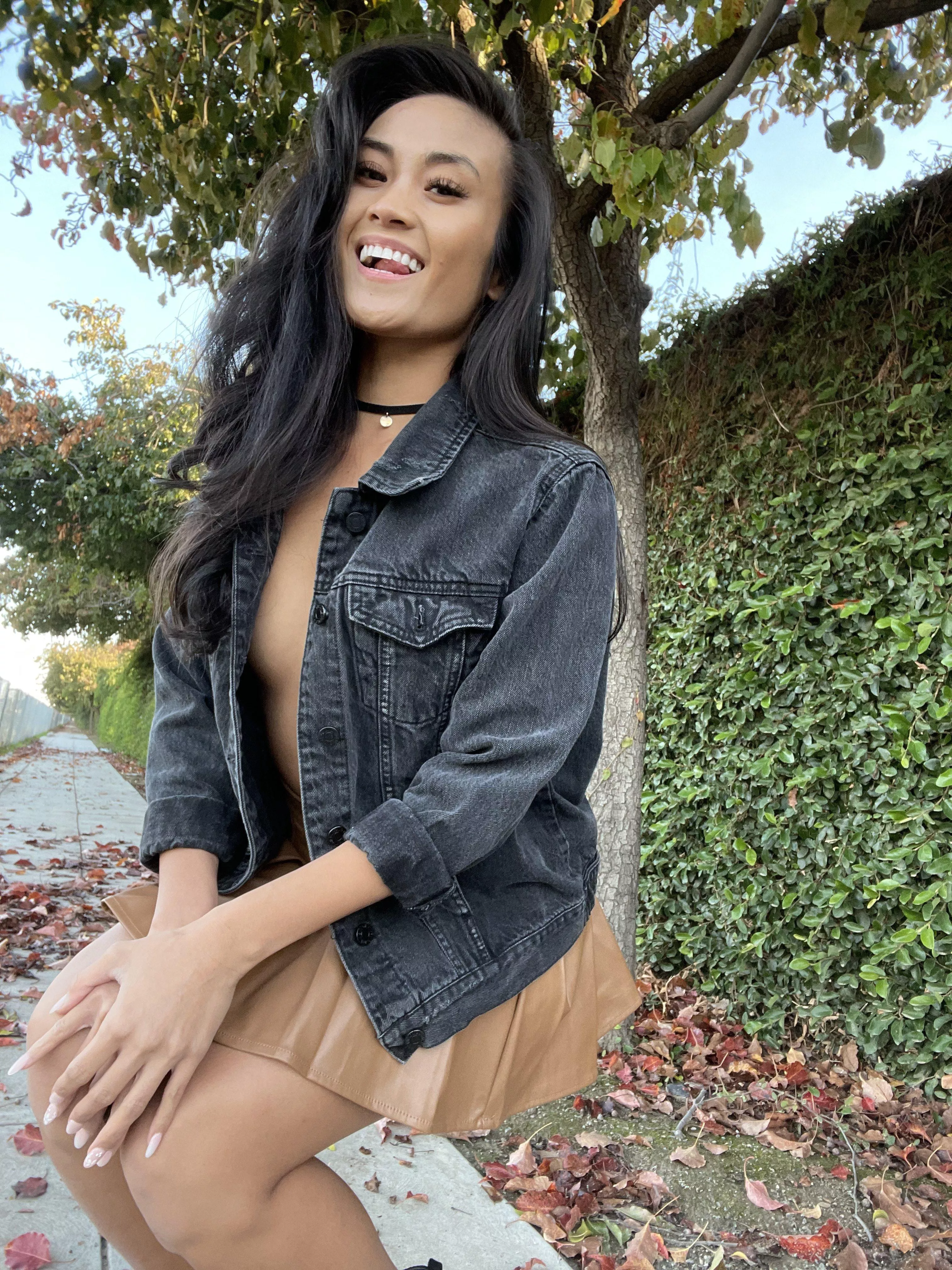 I love being a naughty and cute Asian 😈