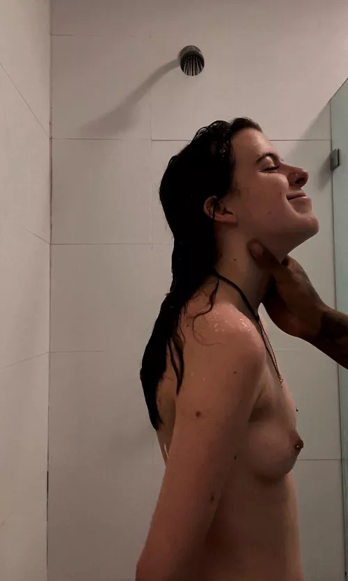 I love being choked;)