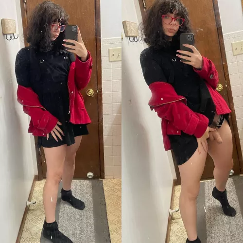I love edging my uncut girl cock for obedient subs π₯΄