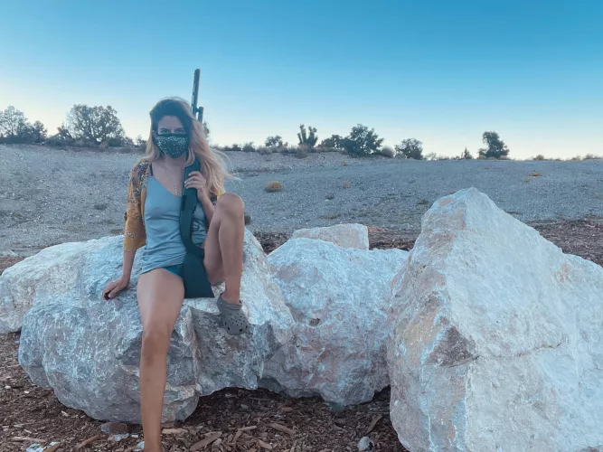 I love feeling her up against me🔫