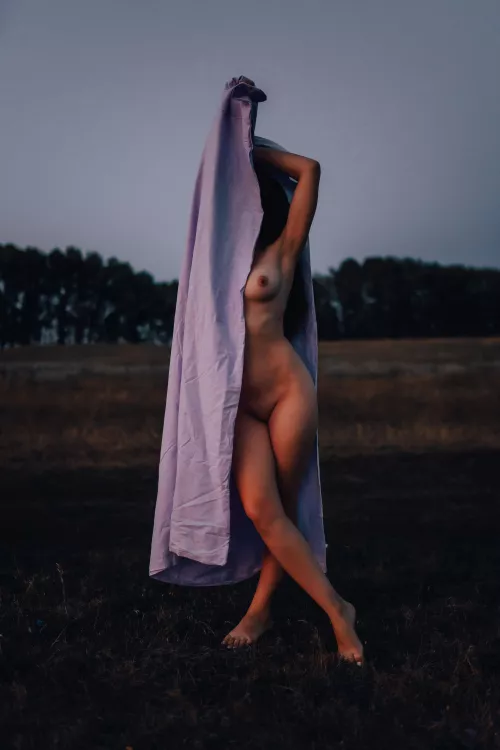I love getting naughty outdoorsπ
