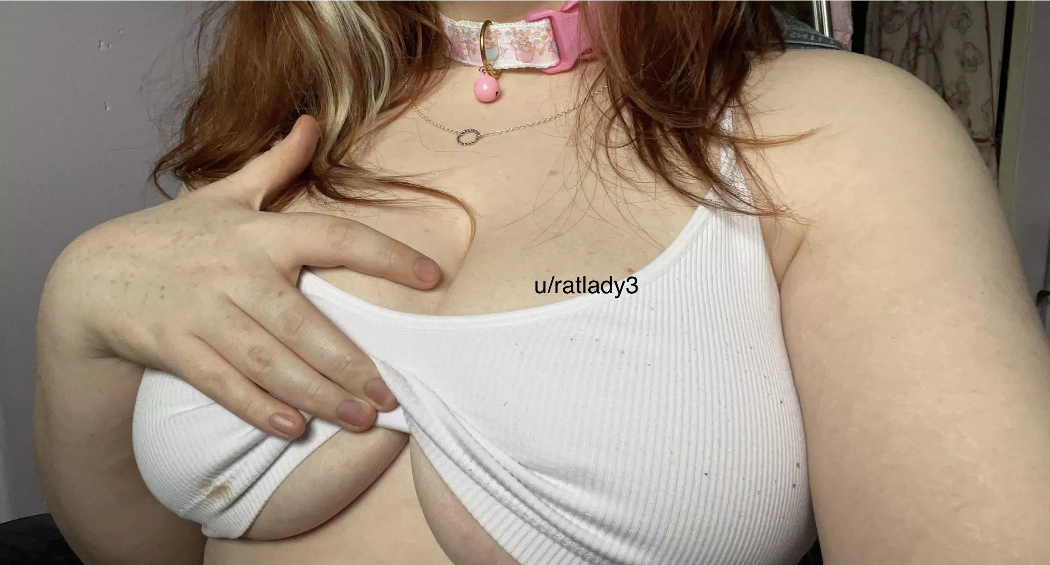 i love hearing my collar jingle while I’m getting used & abused 🐾💘