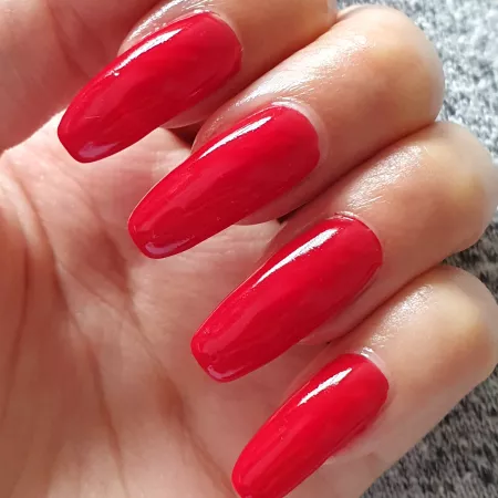 I love how shiny the red gel polish makes my natural nails 😍❤