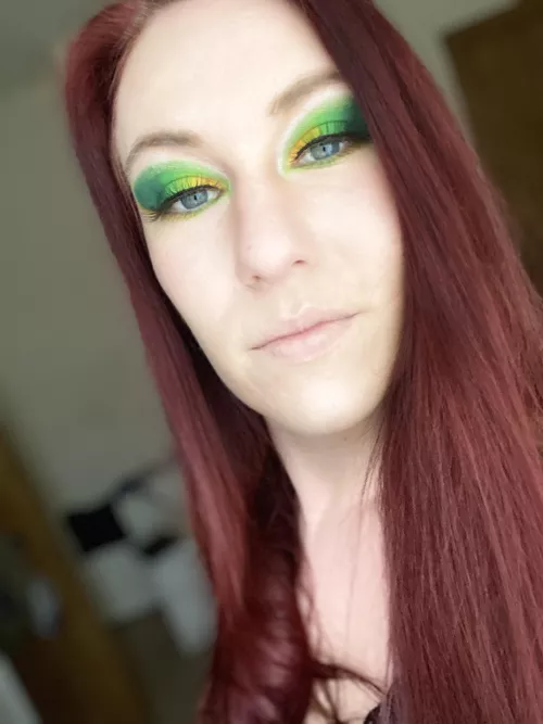 I love how the green contrasts with my hair here