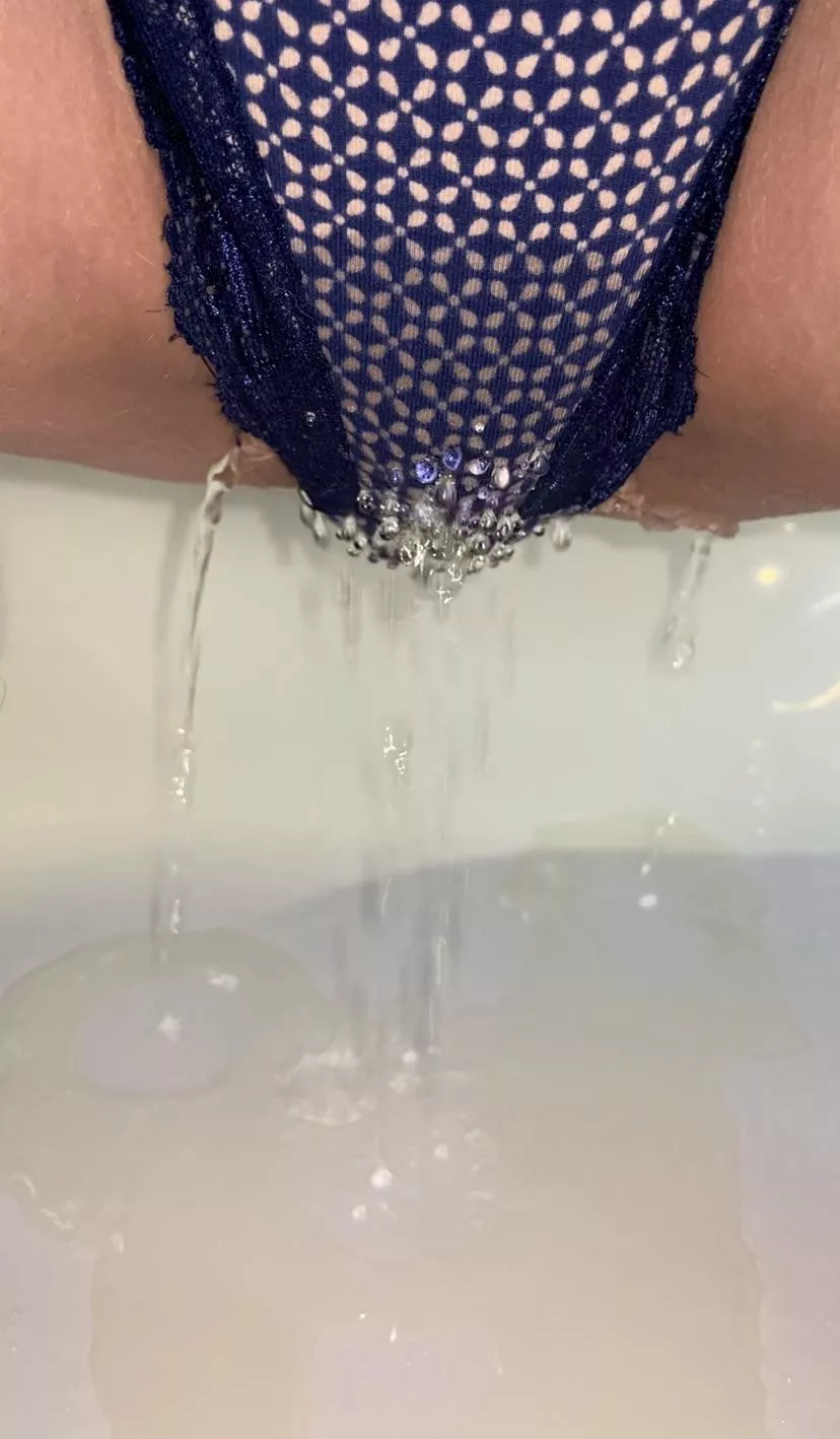 I love how these panties look when I wet them🤤 I love how these panties look when I wet them🤤