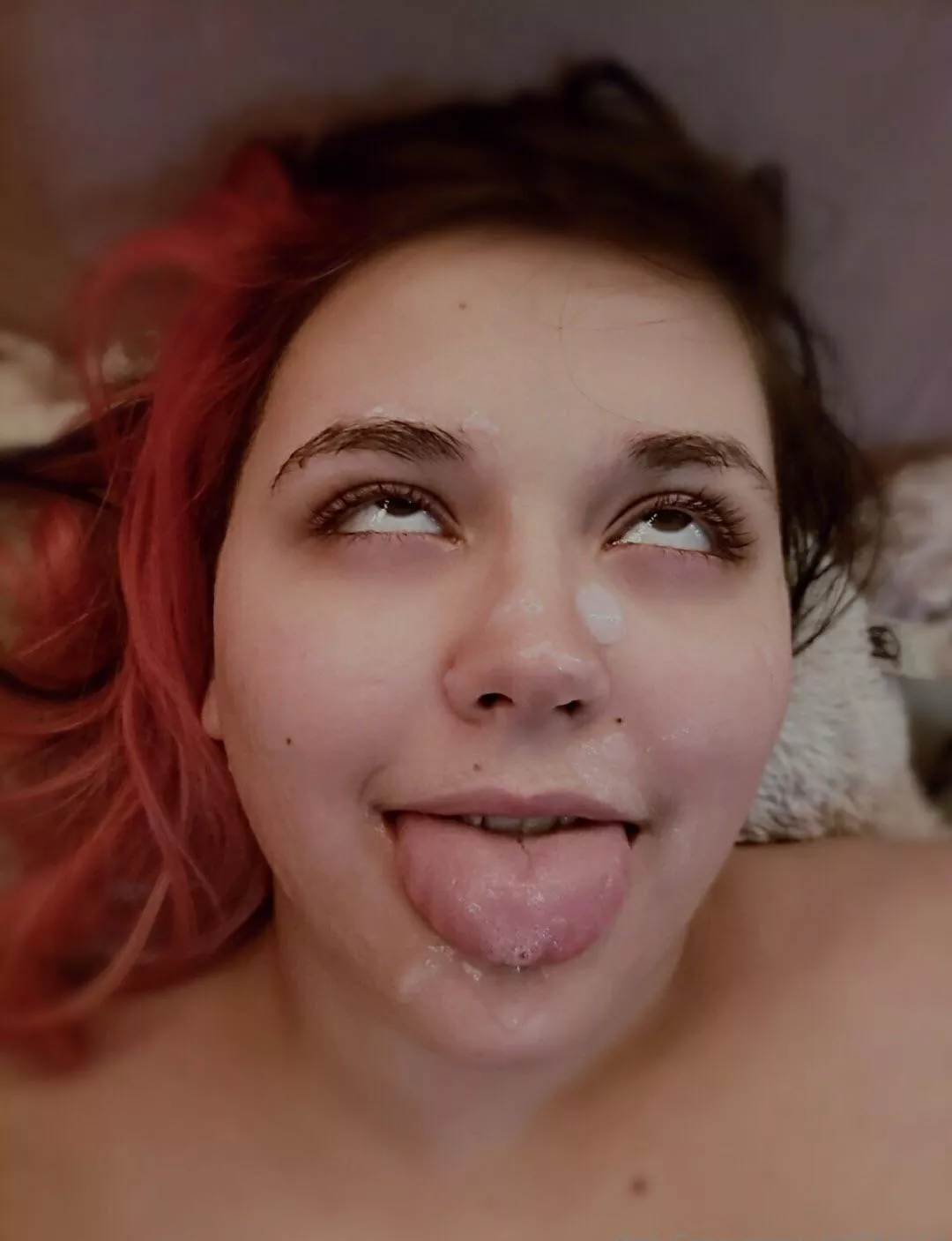 I love it when daddy cums all over me 🤭 I love it when daddy cums all over me 🤭