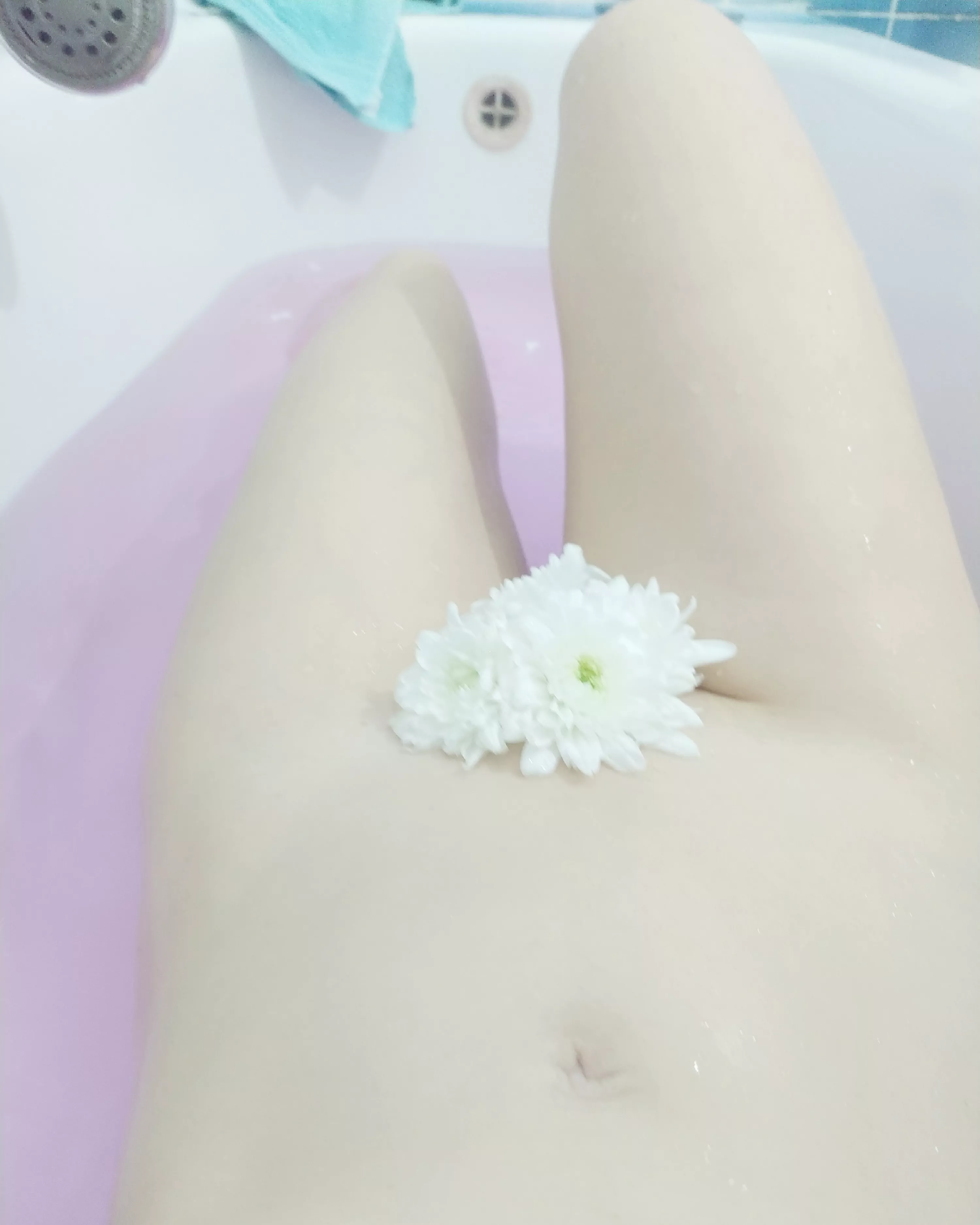 🌺 I love my belly button so much ! 🌺