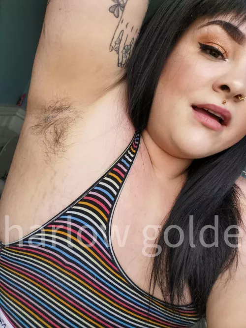 I love my fuzzy pits. 🥰 I hope you like them too 😘