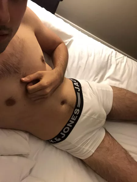 I love scrolling through the accounts of everyone who comments 🥵 (22)