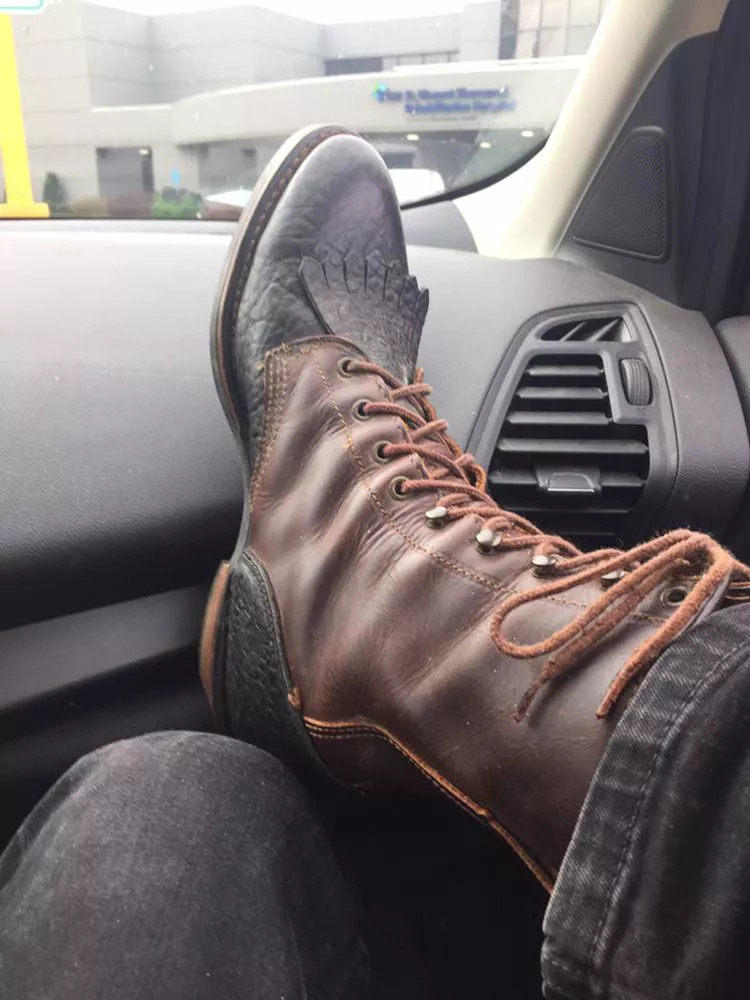 I love these boots I can’t the brand name anywhere on them but I love