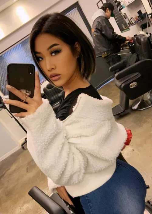 I love this mirror selfie