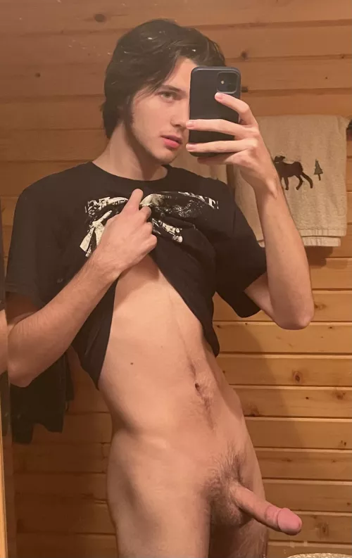 I love this sub! Say Hi if youβd let me hit itβ¦