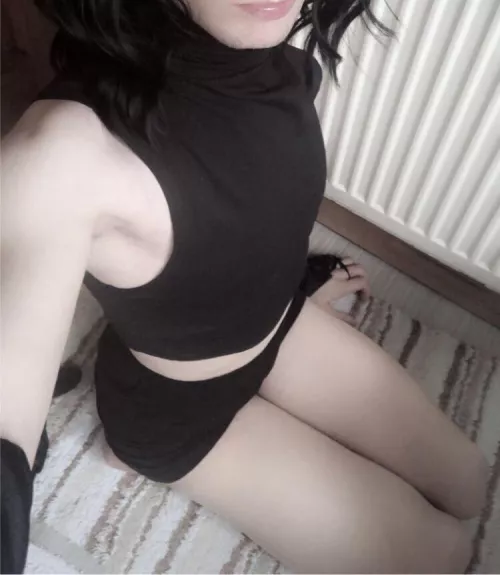 I love this top with my shorts 🥰