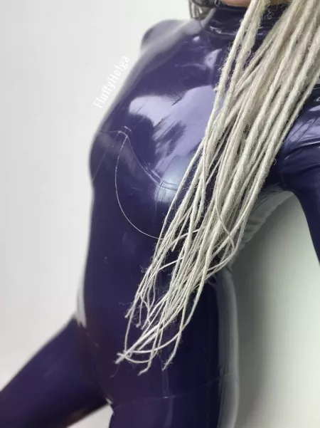 i love to feel latex on my bodyโจ