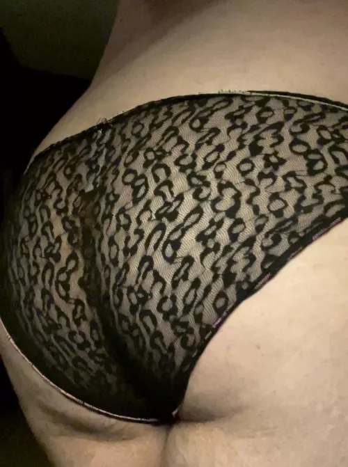 I love wearing my gf panties ❤️