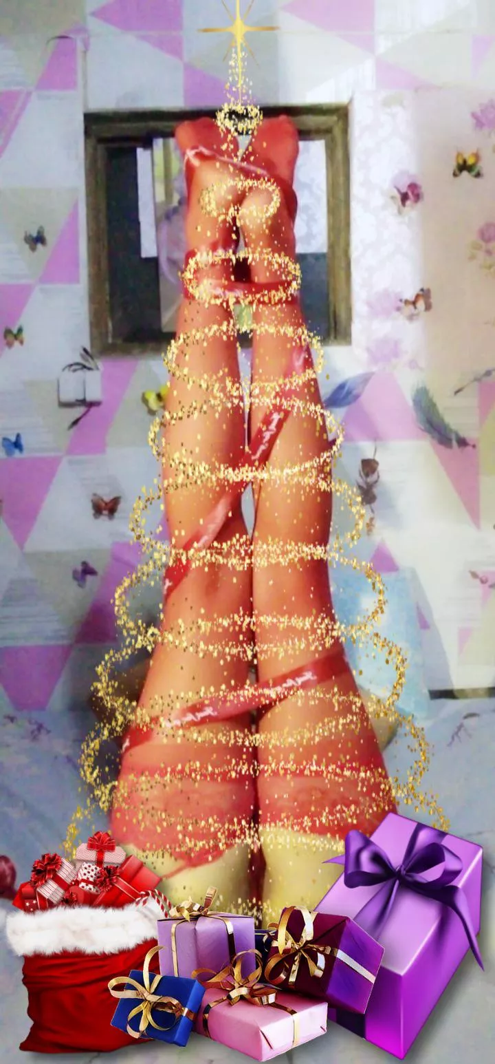 I made a Christmas tree last Sunday evening.