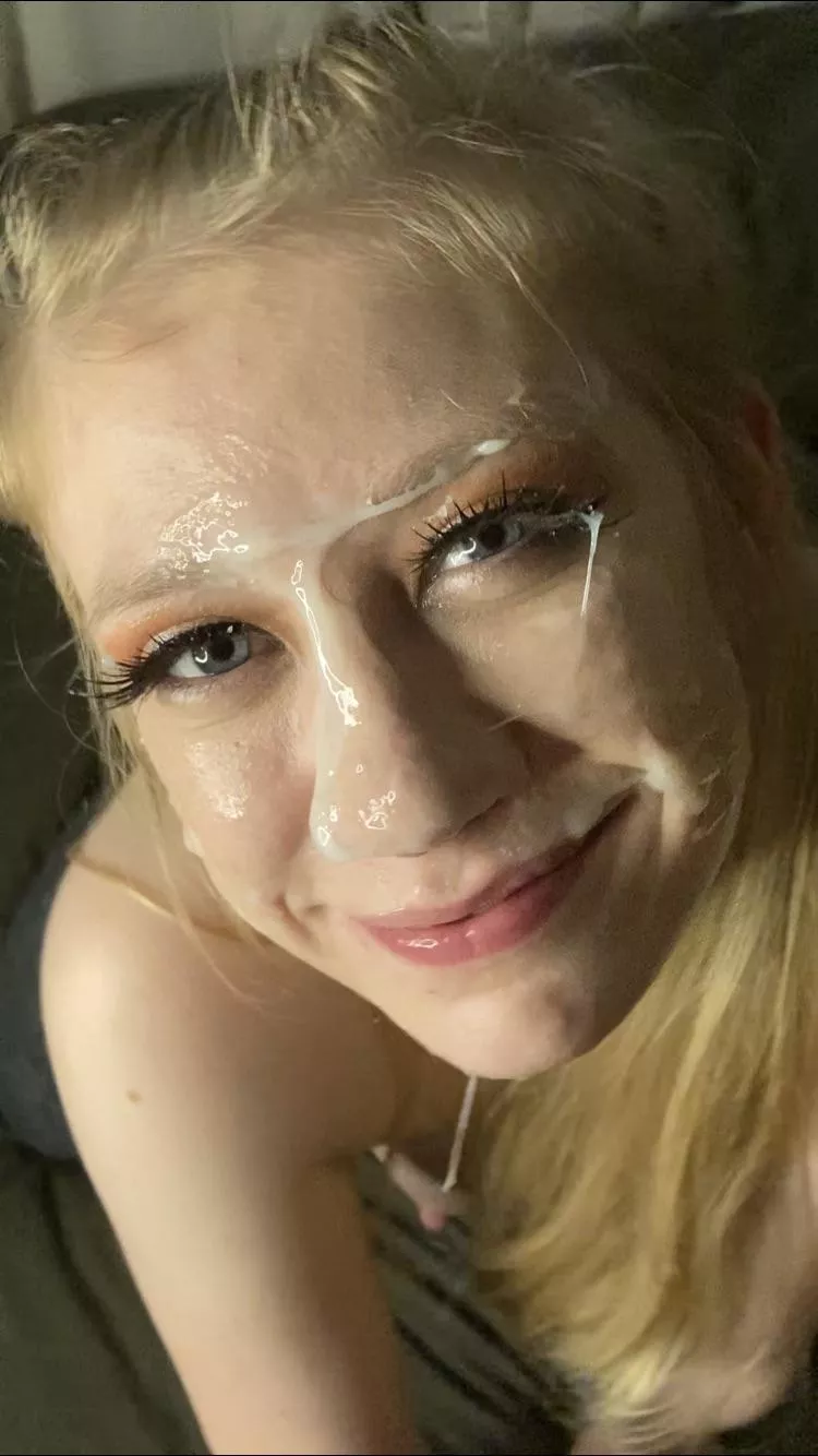 I maintain eye contact so that you know where to cum I maintain eye contact so that you know where to cum